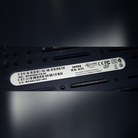 Western Digital WD5000H1CS-00 My Book 2TB - Picture 2 of 3